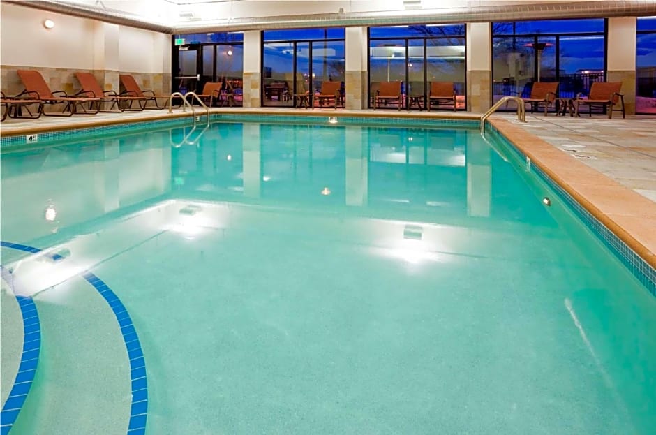 Homewood Suites by Hilton Minneapolis-StLouis Park at West