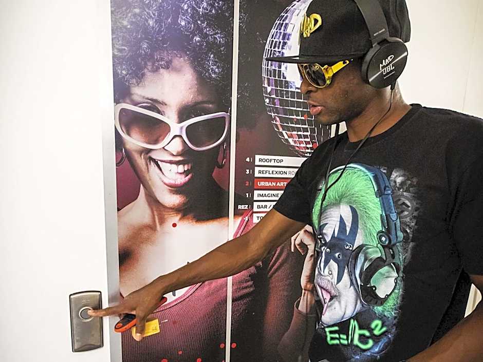 ibis Styles Lausanne Center MadHouse