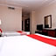 OYO 112 Semiramis Hotel