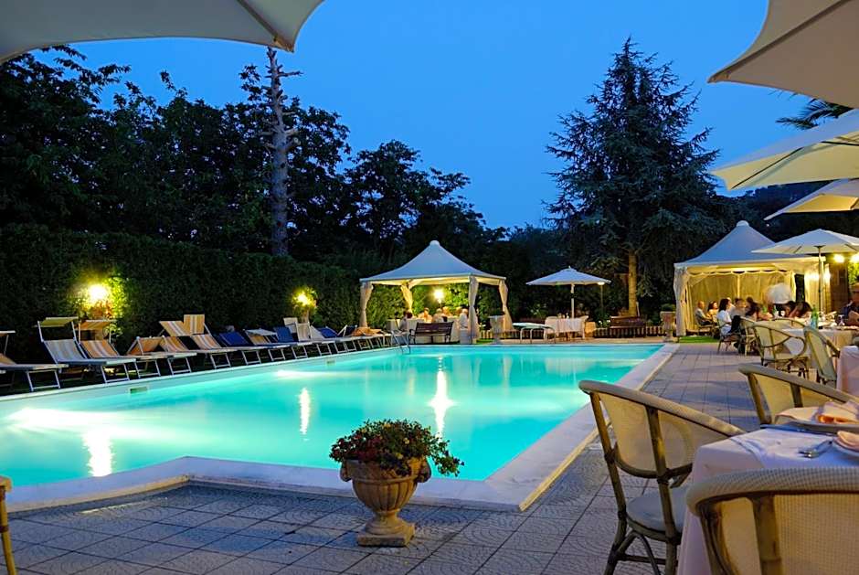 Hotel Caserta Antica
