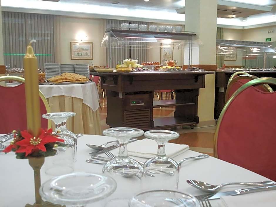 Hotel Cinquentenario & Conference Center