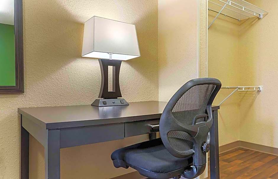 Extended Stay America Select Suites - Greenville - Airport