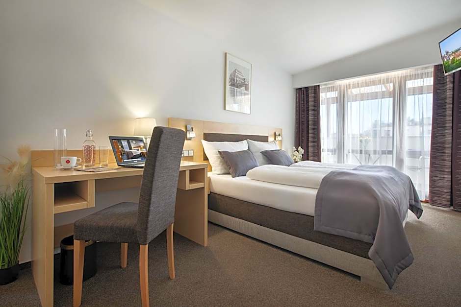Prague Season Hotel