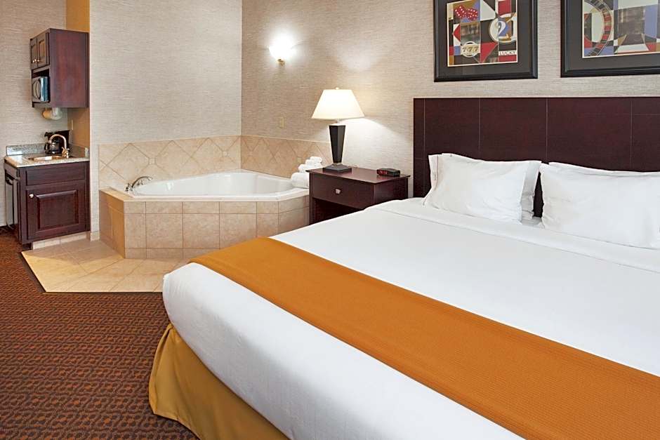Holiday Inn Express Carrollton By IHG