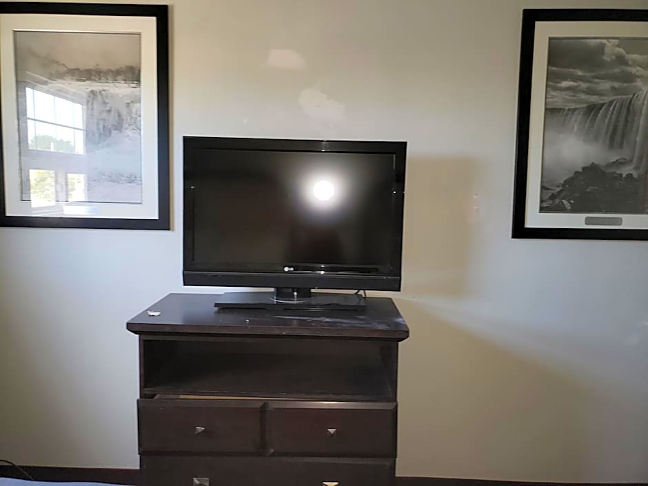 Niagara Falls Courtside Inn