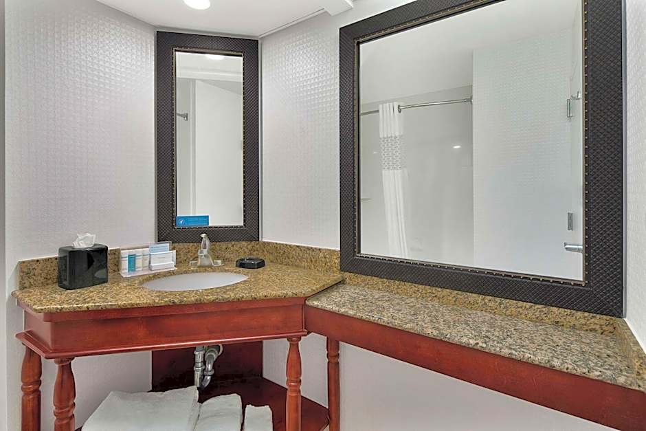 Hampton Inn By Hilton Atlanta/Newnan