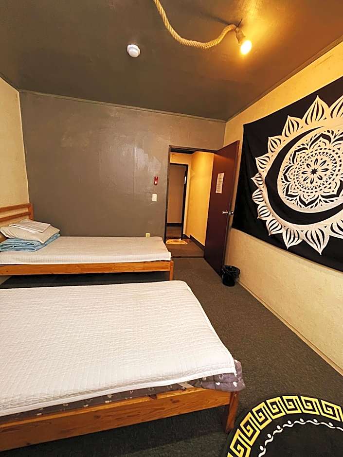 Doobaki Hostel