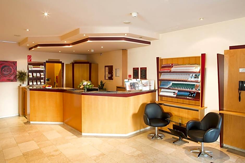 Fly Inn Hotel Frankfurt Airport Rüsselsheim ehemals Trip Inn Hotels