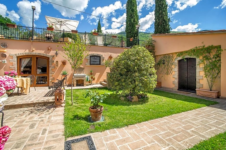L'Agrifoglio di Assisi Residenza di Campagna