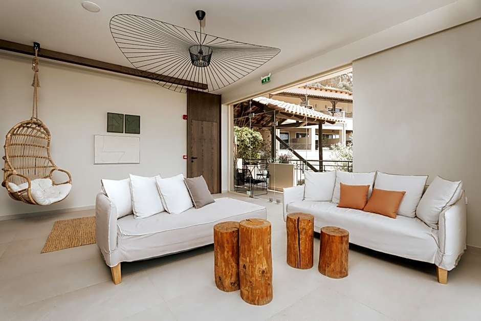 Paralos The Maxine Adults Only