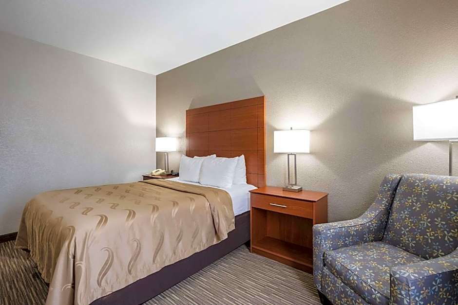 Quality Inn & Suites Lodi I-90