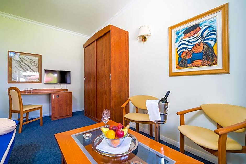 Boutique & Beach Hotel Villa Wolff