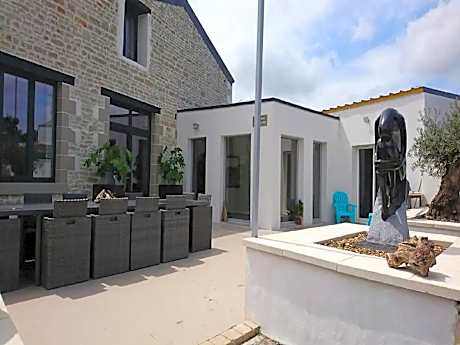 Villa in Nuaille-dAunis with Private Pool