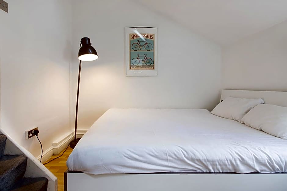 Tooting Broadway Studios & Rooms by PrimeCityHosts