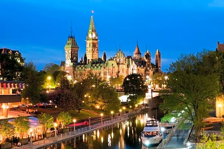 Les Suites Hotel Ottawa
