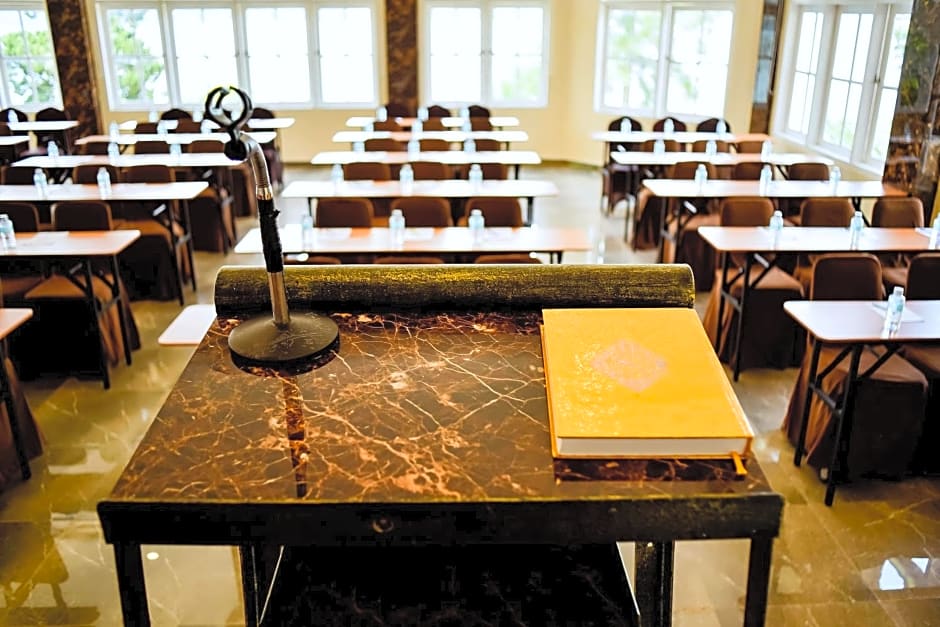 Portola Grand Renggali Hotel Takengon