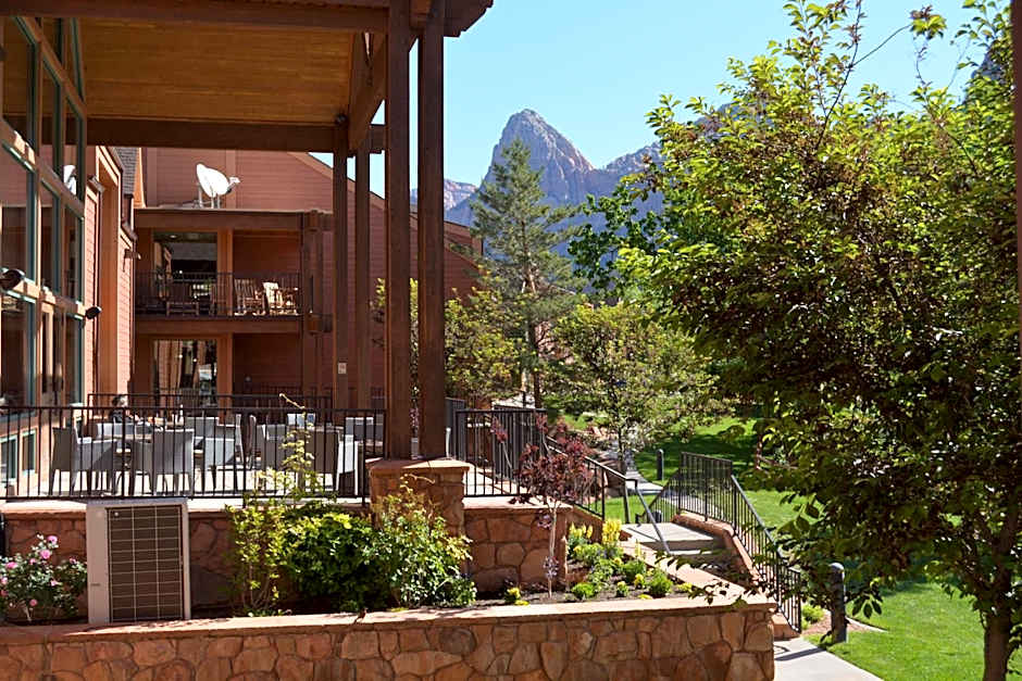 Springdale Zion inn