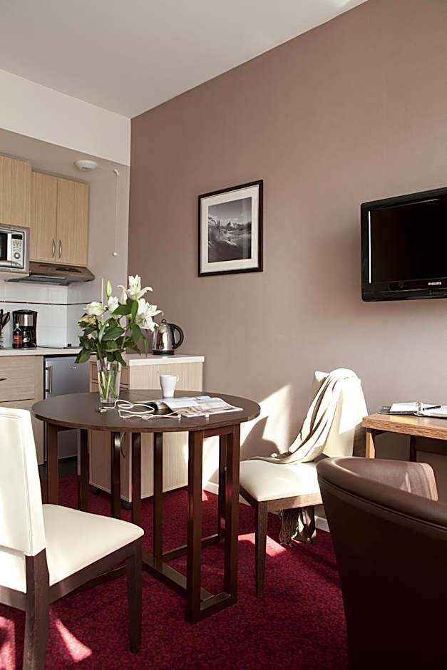 The Originals Residence KOSY appart'hôtels - Les Cèdres