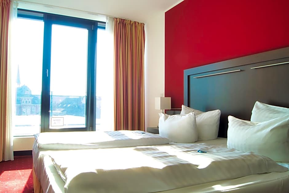 Aspire AcarA Oldenburg, Trademark Collection by Wyndham