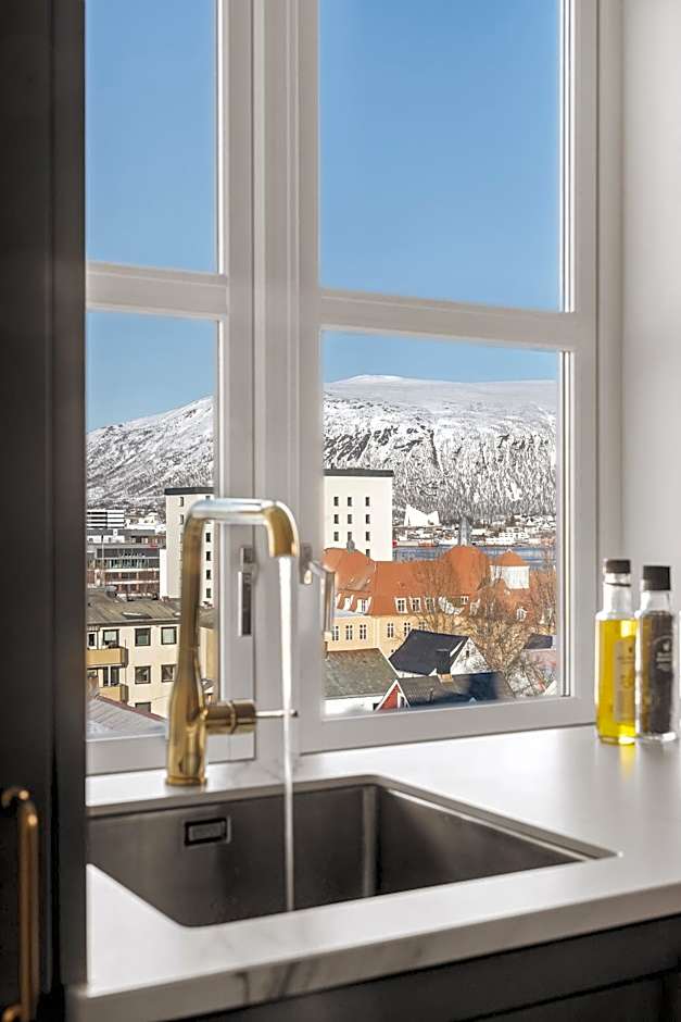 Enter St Elisabeth Suites & Spa