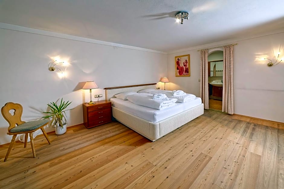Ortnerhof - Ihr Zuhause am Fuße der Alpen