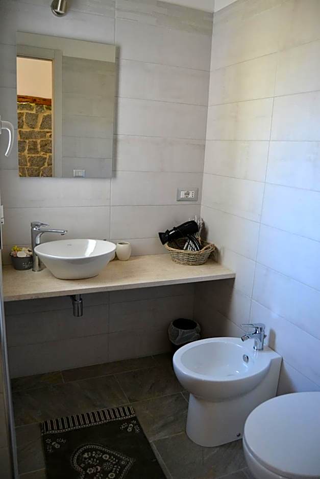Borgo Marinaro La Medusa Arbatax - camera matrimoniale con bagno privato-