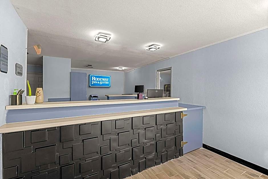 Rodeway Inn Midland South