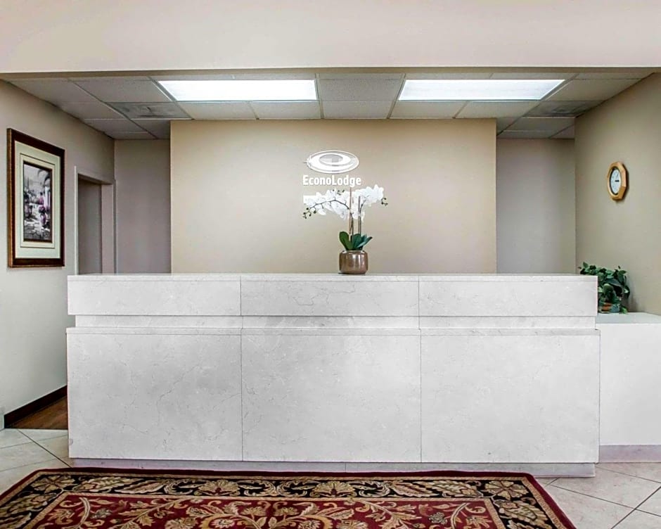 Econo Lodge Springfield I-44