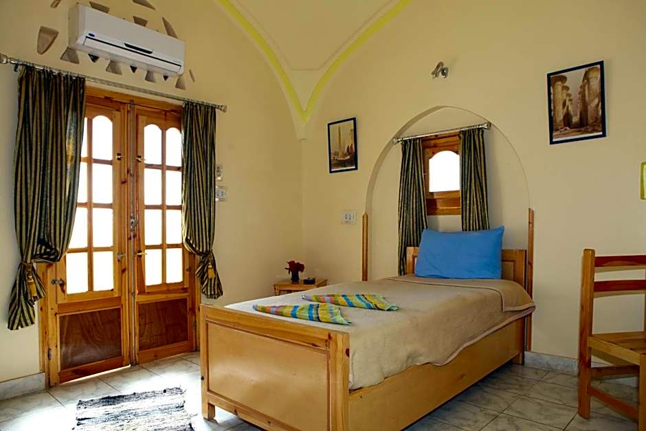El Fayrouz Hotel
