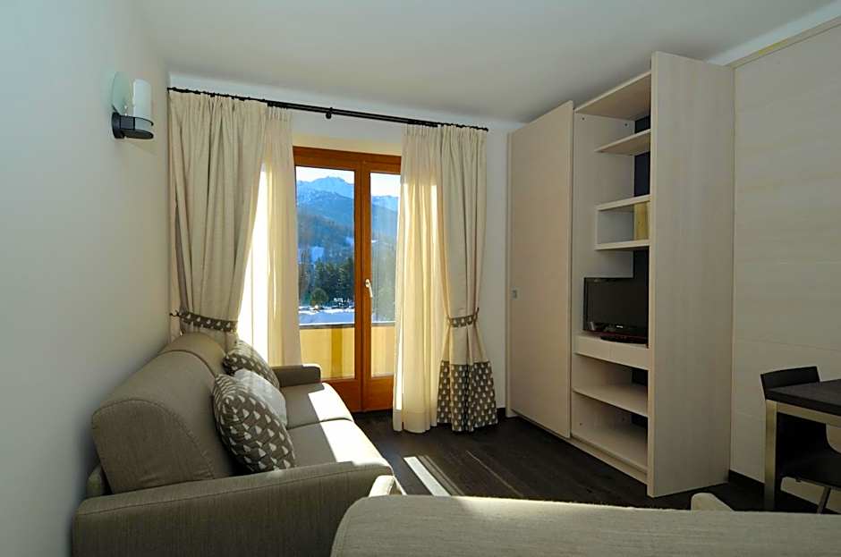 Hotel Bucaneve