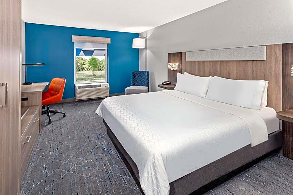 Holiday Inn Express Hotel & Suites Chicago-Algonquin By IHG