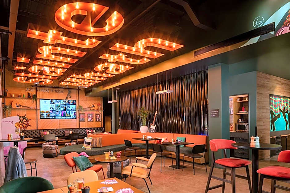 Moxy Glasgow Merchant City