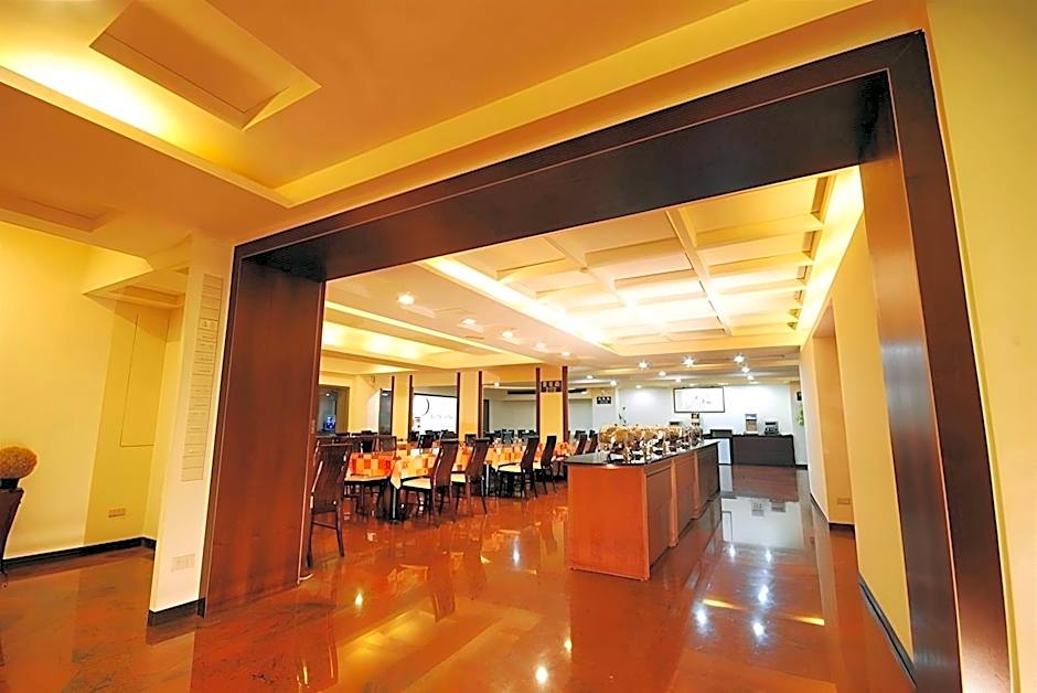 Twinstar Hotel
