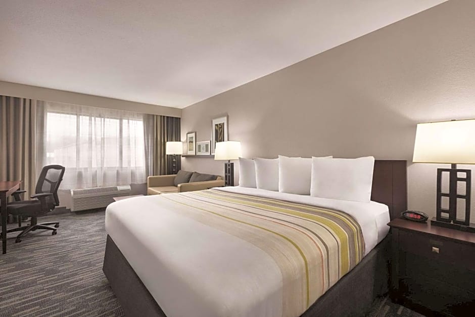 Country Inn & Suites by Radisson, Abingdon, VA
