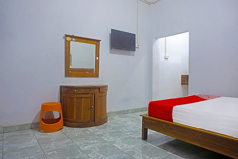 Hotel O Anggrek Homes Makassar