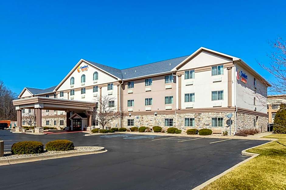 Photo 1 of 40 of Comfort Suites Stevensville - St. Joseph