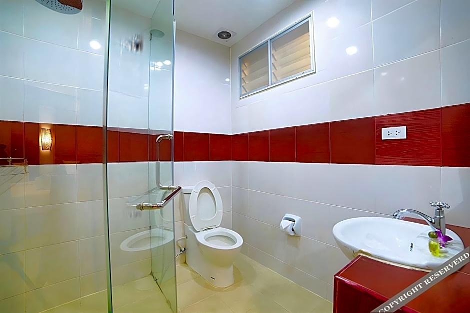 Lotus Hotel Patong
