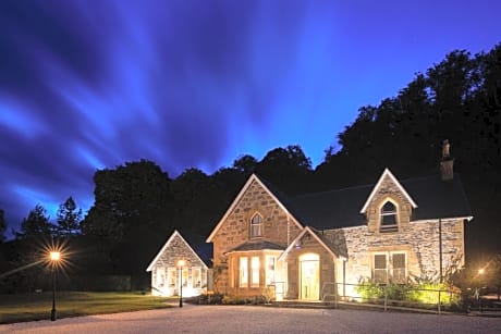 Rokeby Manor