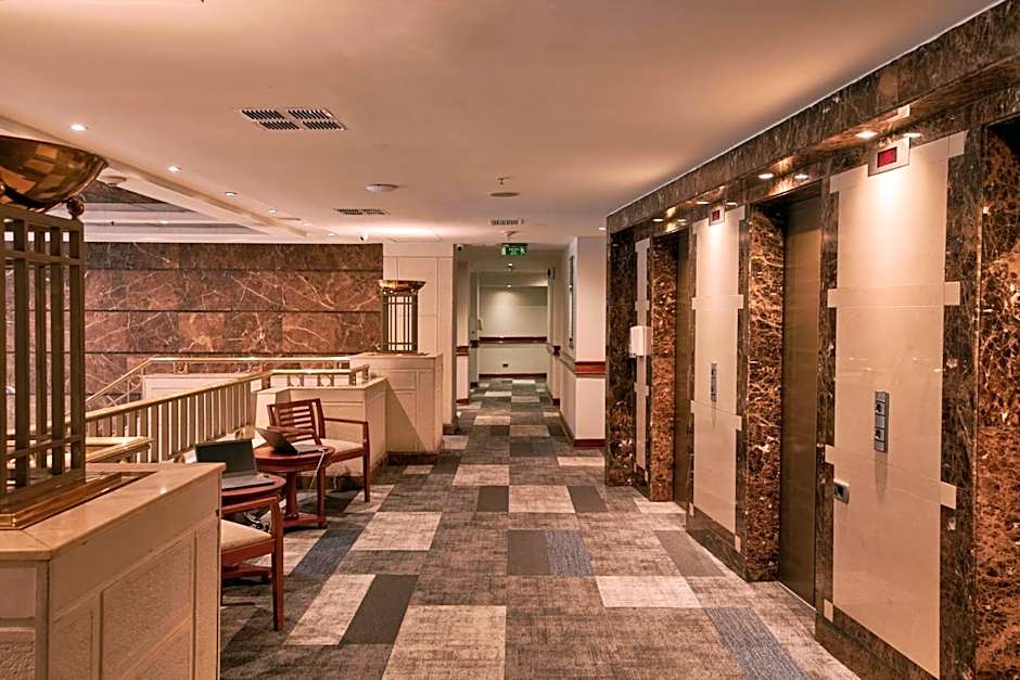 Plaza El Bosque Ebro