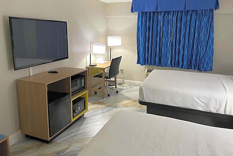 Days Inn by Wyndham Jersey City