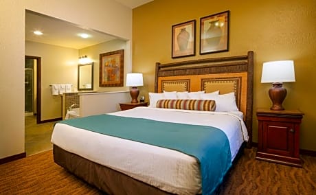Two Bedroom Deluxe Suite