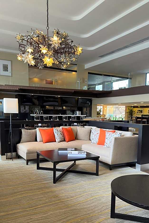 Courtyard by Marriott Toluca Airport