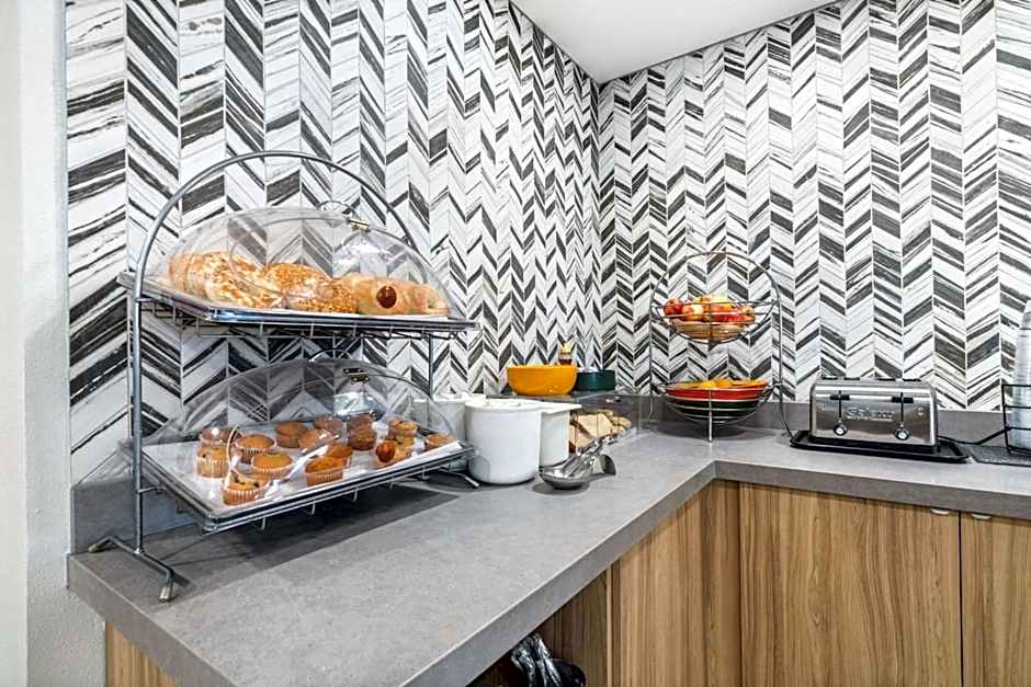 Best Western Lake Oswego Hotel & Suites