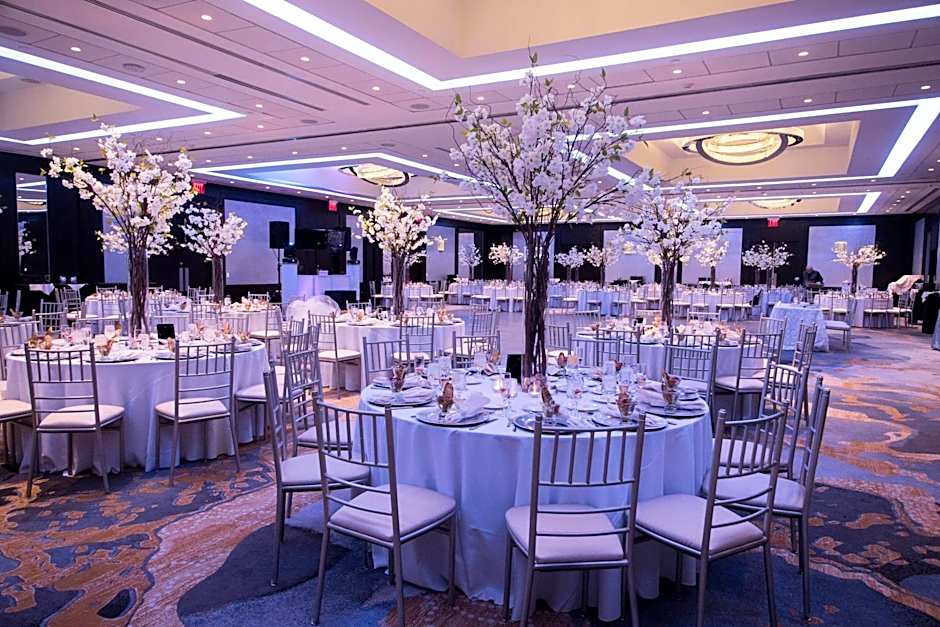 Sheraton Eatontown Hotel