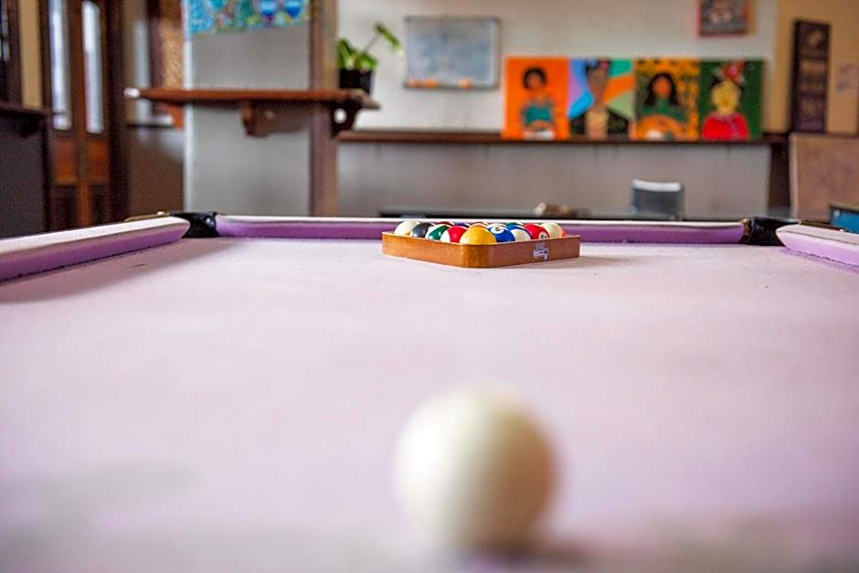 Sundancer Backpackers Hostel