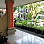 La Inn Hotel