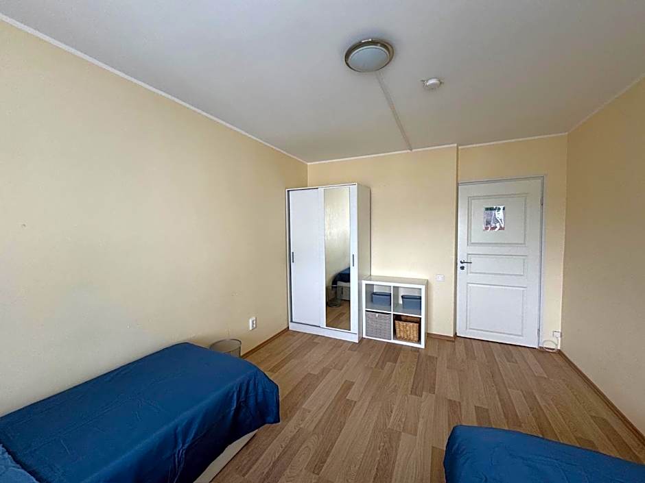 Bright & Peaceful Room Near Old Town