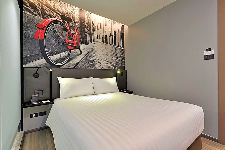 Sova Hotel Bangkok