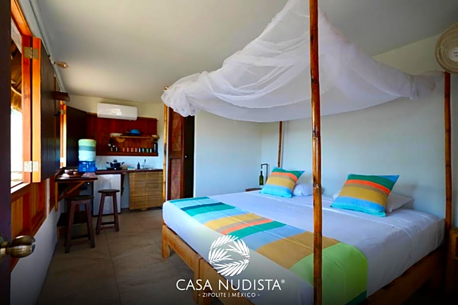 Casa Nudista - LGBT Hotel