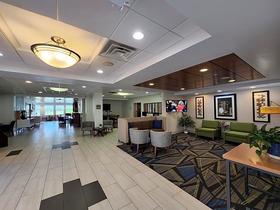 Holiday Inn Express Hotel & Suites Rochester By IHG